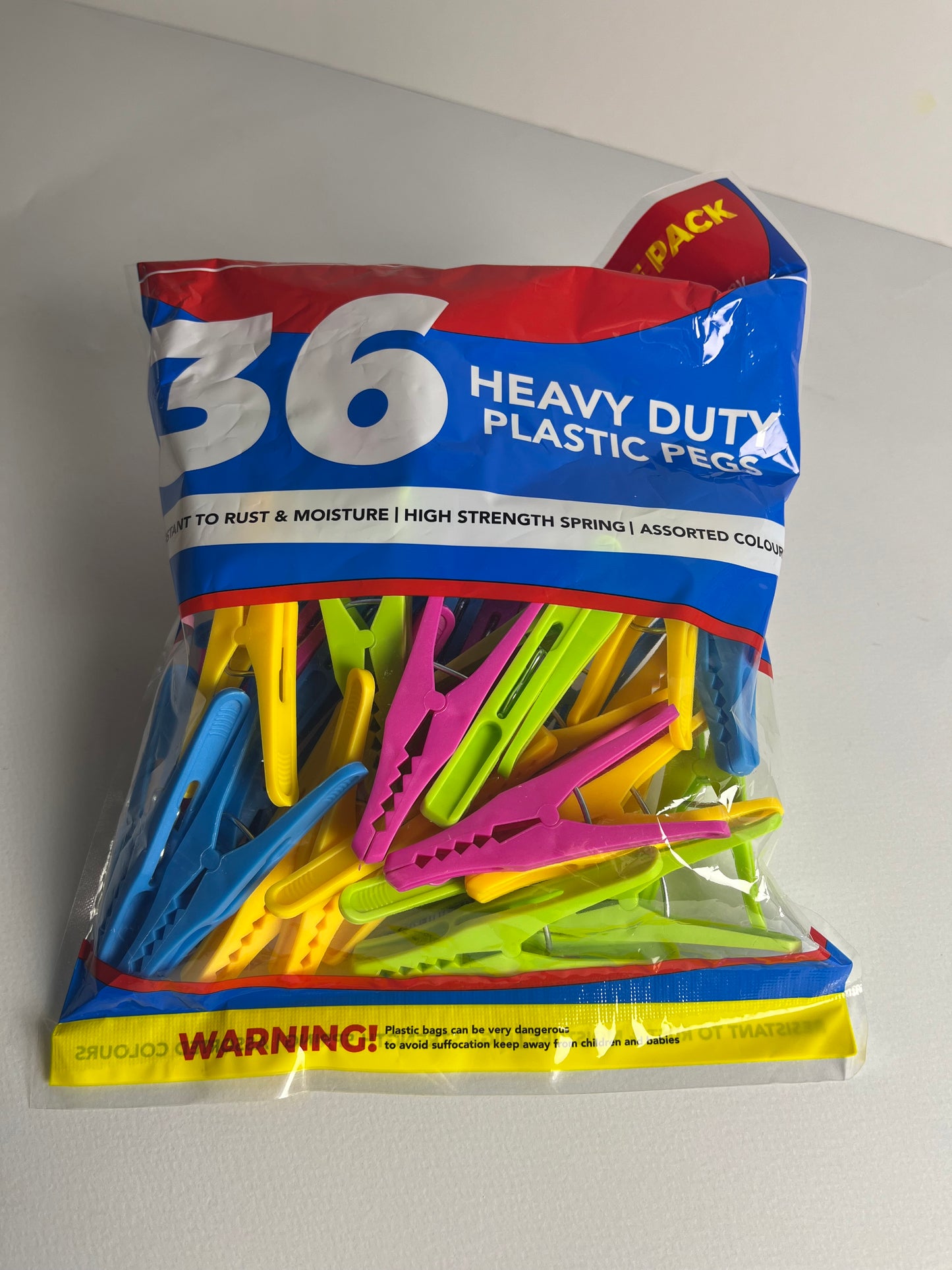 Plastic Clothes Pegs