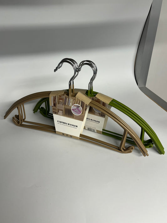 Metal Curved non-slip PVC coated Hangers 5pcs