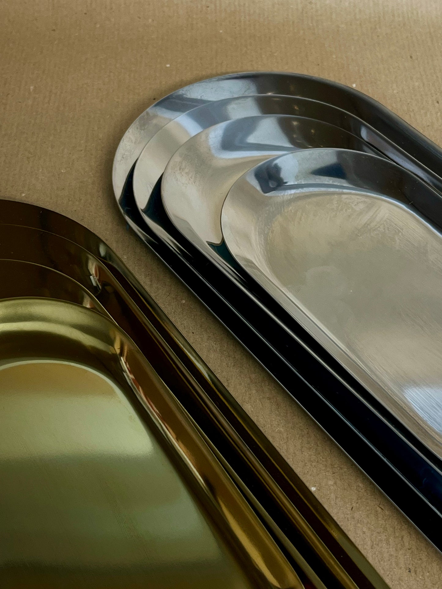 Serving Plates Set of 4
